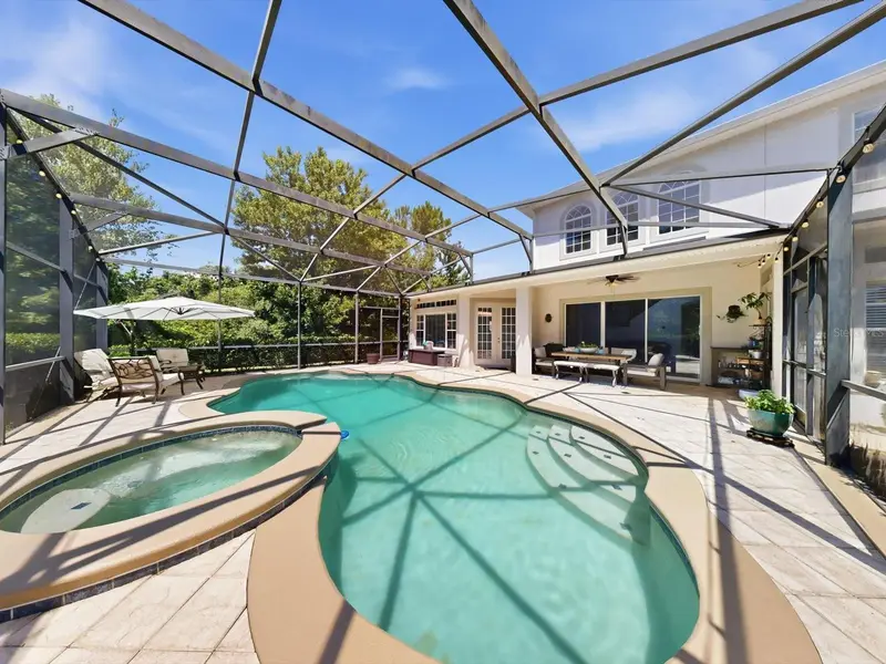 561 Harriswood Ct, FL