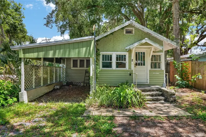 2 Alley A, FL