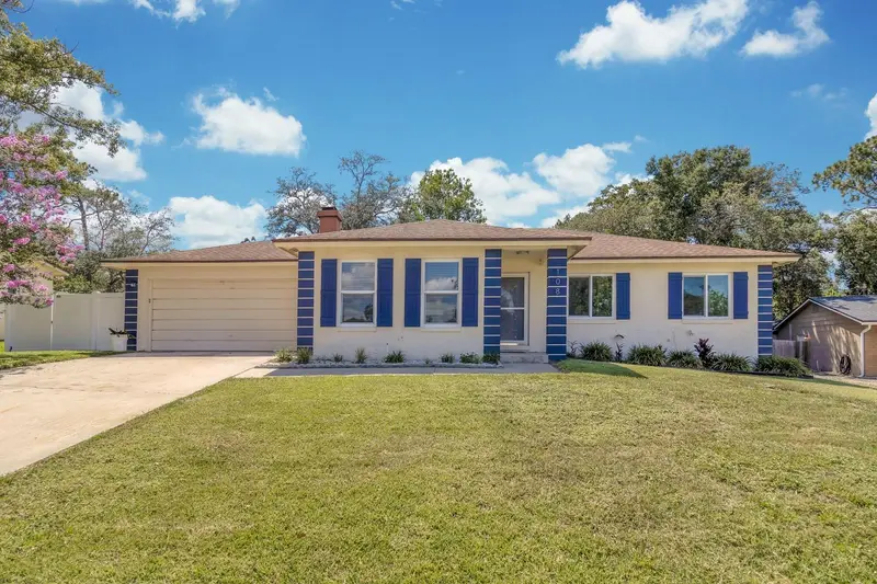 108 Kilkenny Ct, FL