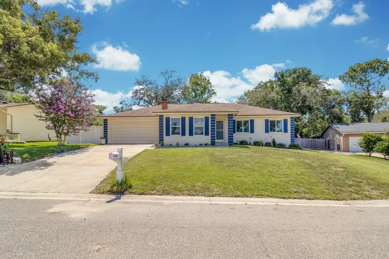 108 Kilkenny Ct, FL