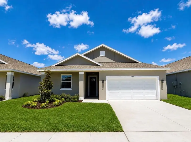 525 Ellie Ct, FL