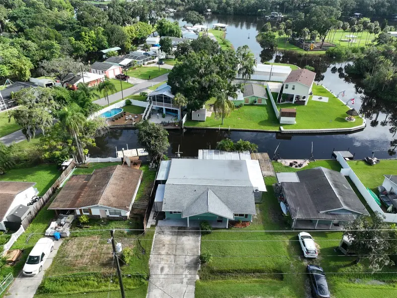 10922 Park Dr, FL