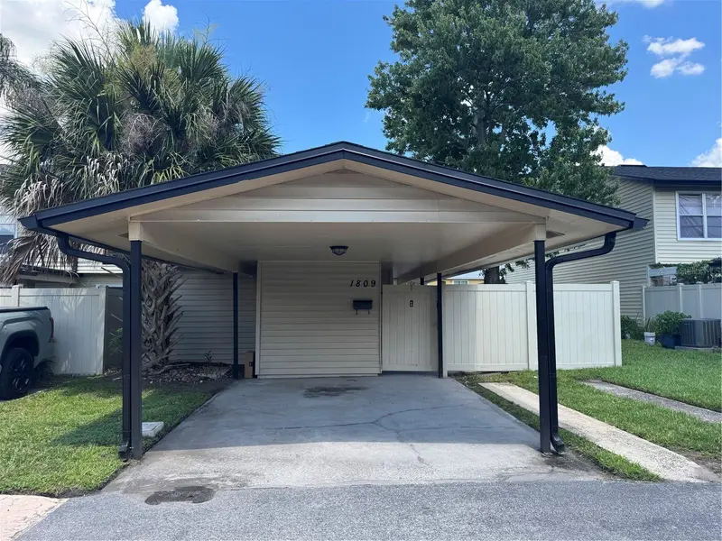 1809 Townhall Ln #1809, FL
