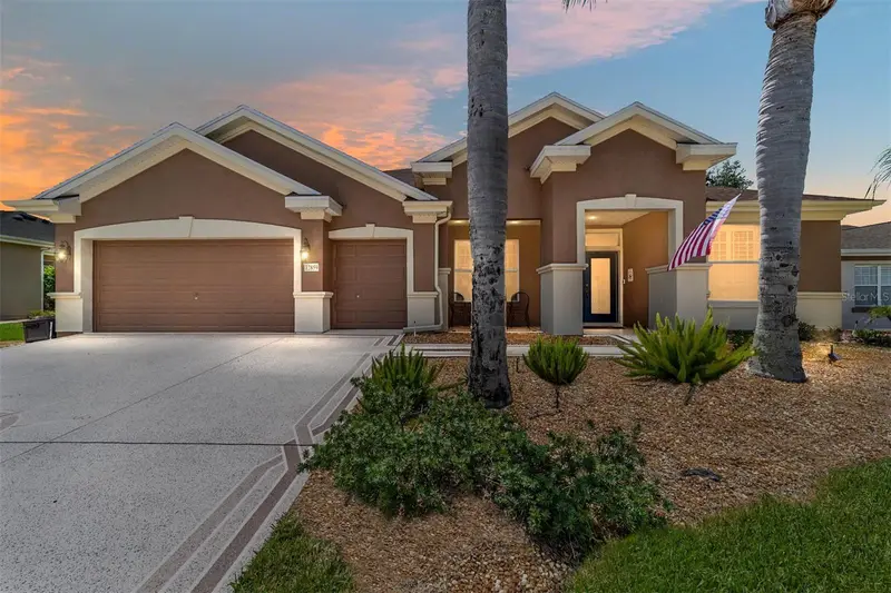 Del Webb Spruce Creek Golf & Country Club pending