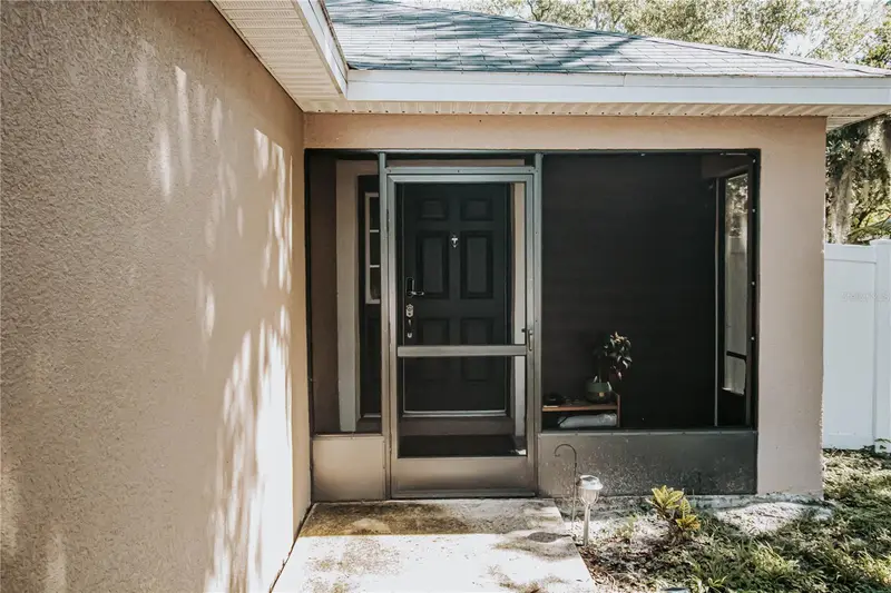 307 Nw 8th St, FL