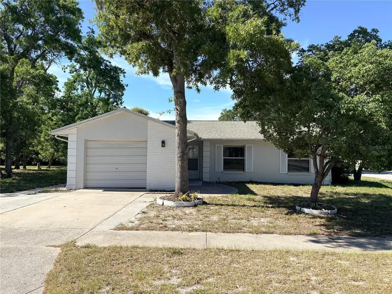8907 Wayward Cir, FL