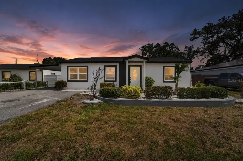 4711 W Lawn Ave, FL