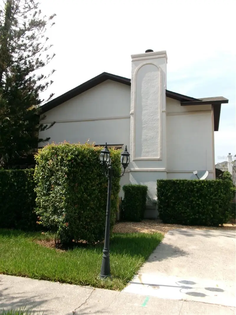 1061 Aragon Ave #1061, FL