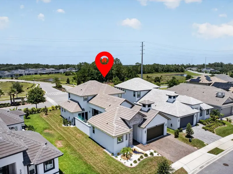 196 Hampton Loop, FL