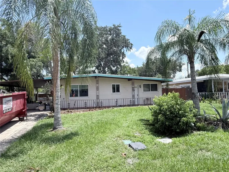 2332 W Oak St, FL
