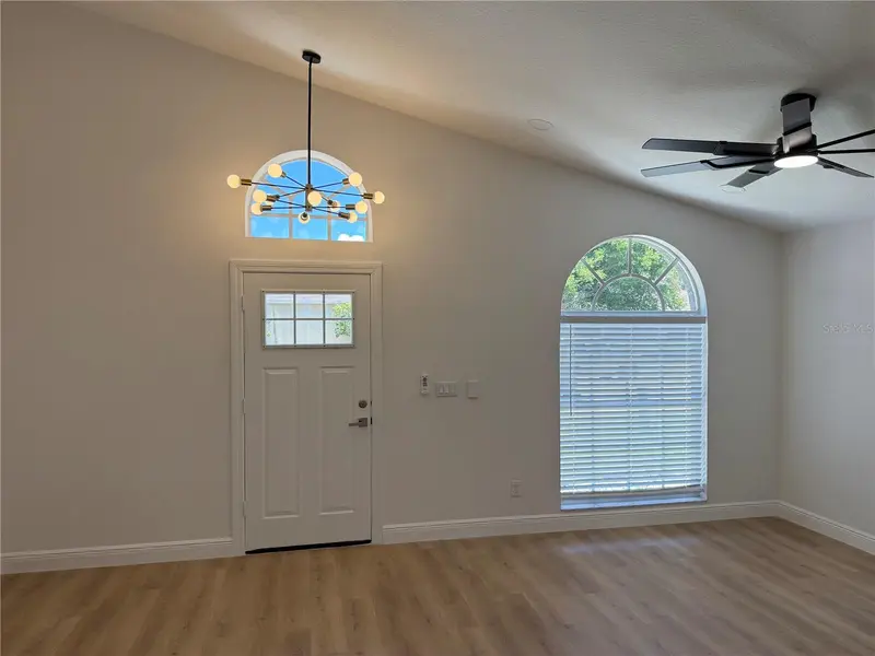 245 Chardonnay Pl, FL
