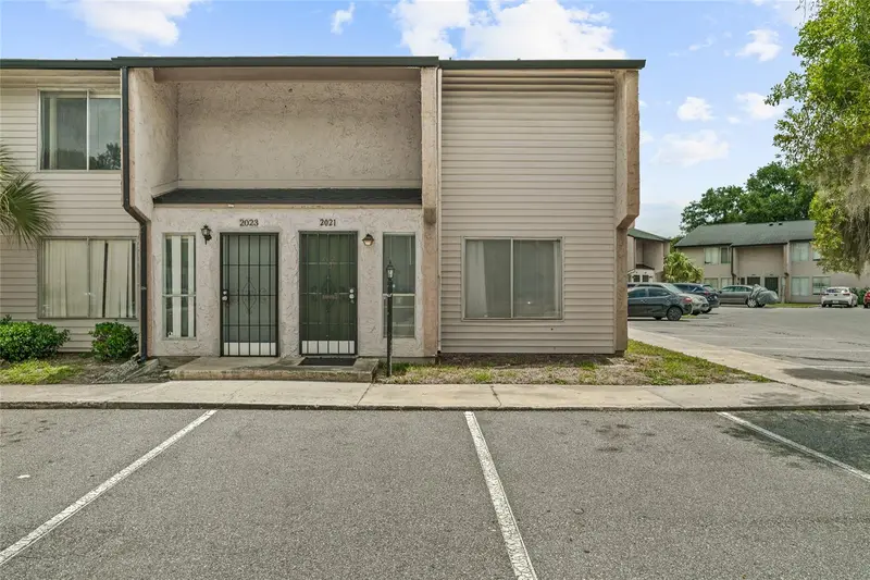 2021 Ludlow Ln #3404, FL