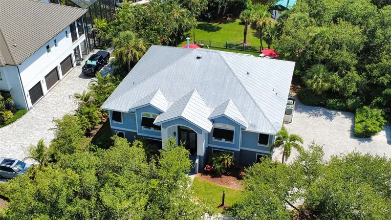 10110 Creekside Dr, FL