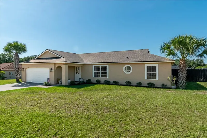 308 Oak Lane Pass, FL