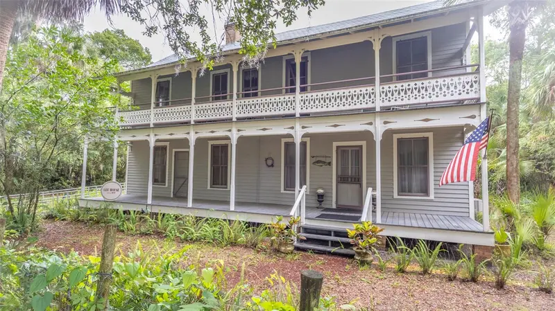 200 Park St, FL