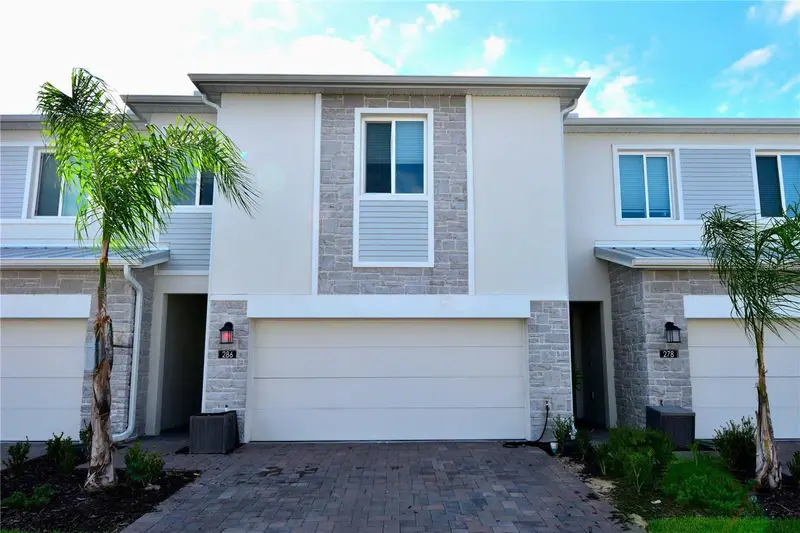 286 Bogey Dr, FL