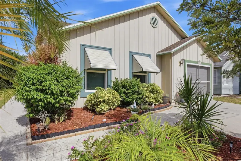 4006 W 37th Street Ct W, FL