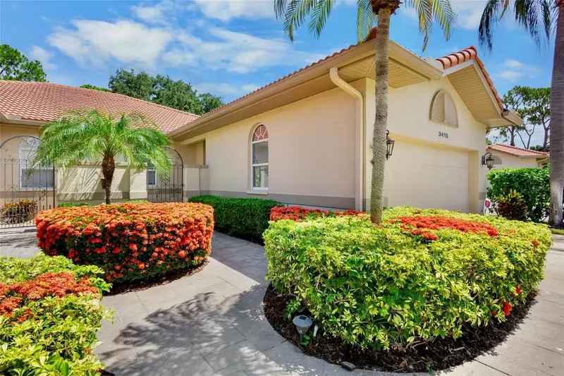 3415 E Chelmsford Ct #35, FL