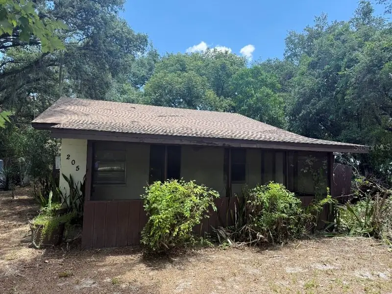 205 Tower Rd, FL
