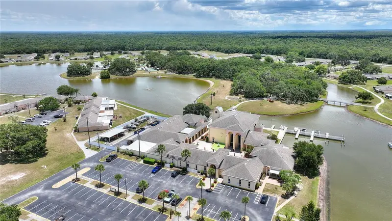 500 Club Cir #M, FL