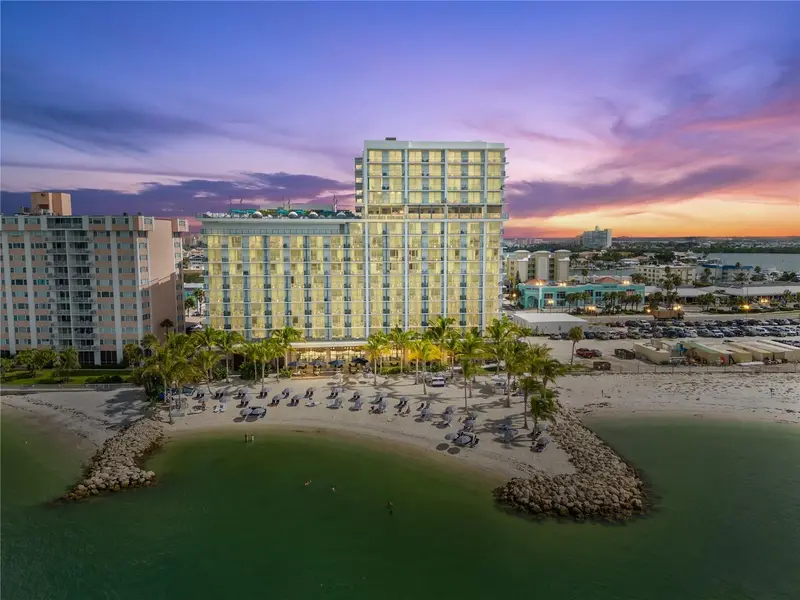 691 S Gulfview Blvd #1211, FL