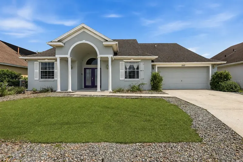 540 Hollingshead Loop, FL