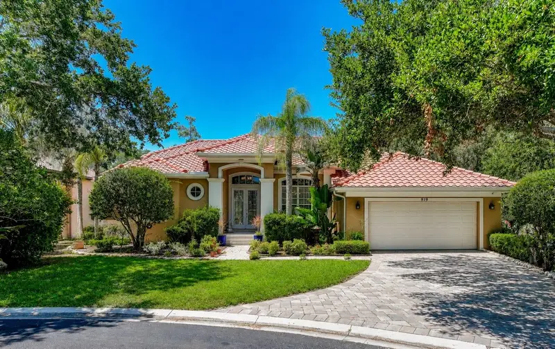 919 Tranquility Cir, FL