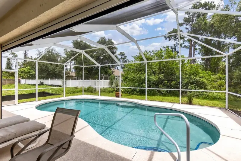 2260 Zuyder Ter, FL