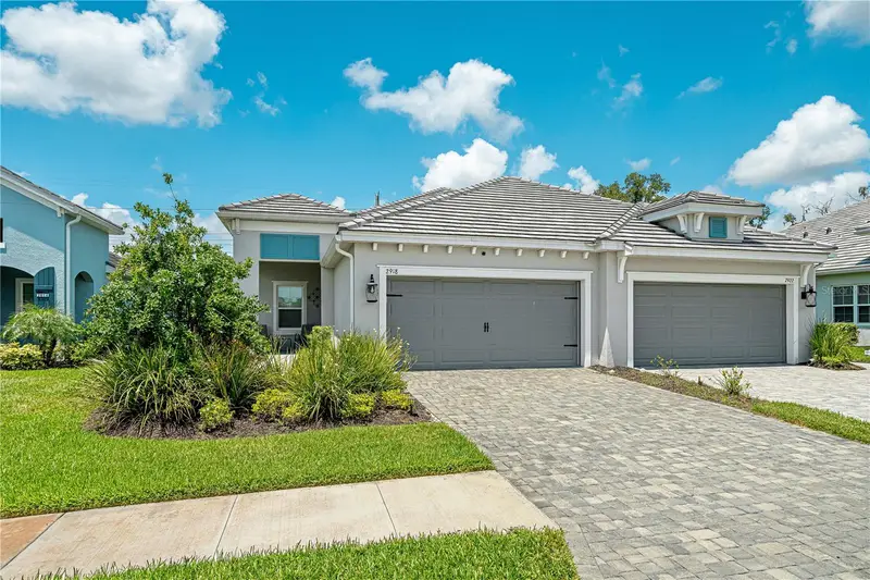 2918 Butterfly Jasmine Trl, FL