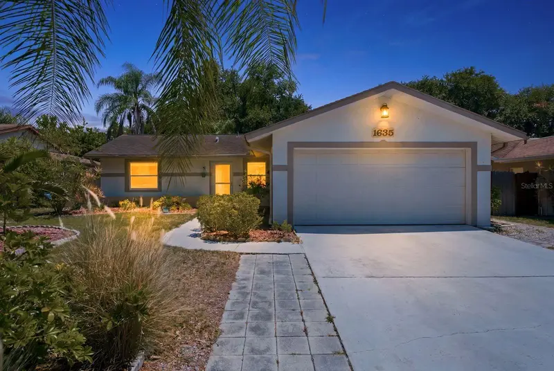 1635 Brandywine Way, FL