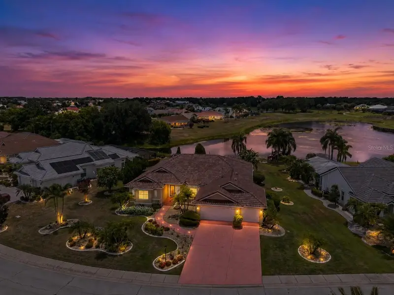 2116 Platinum Dr, FL