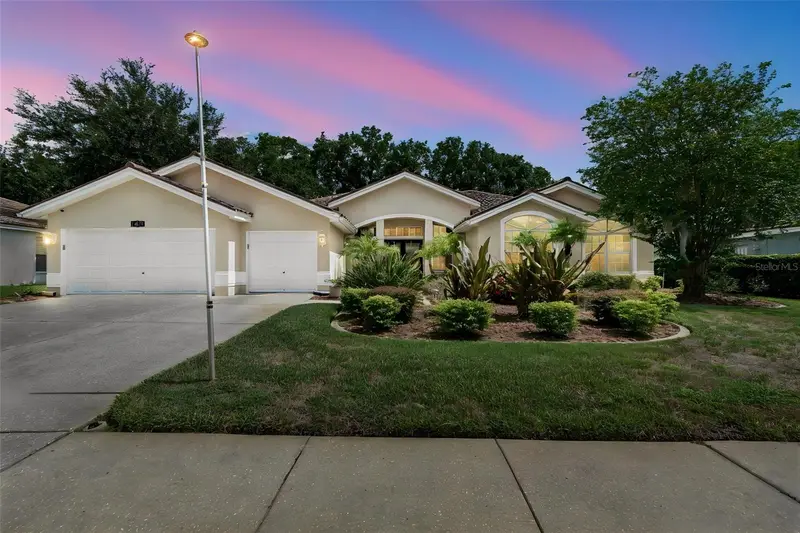 1230 Berkshire Ln, FL