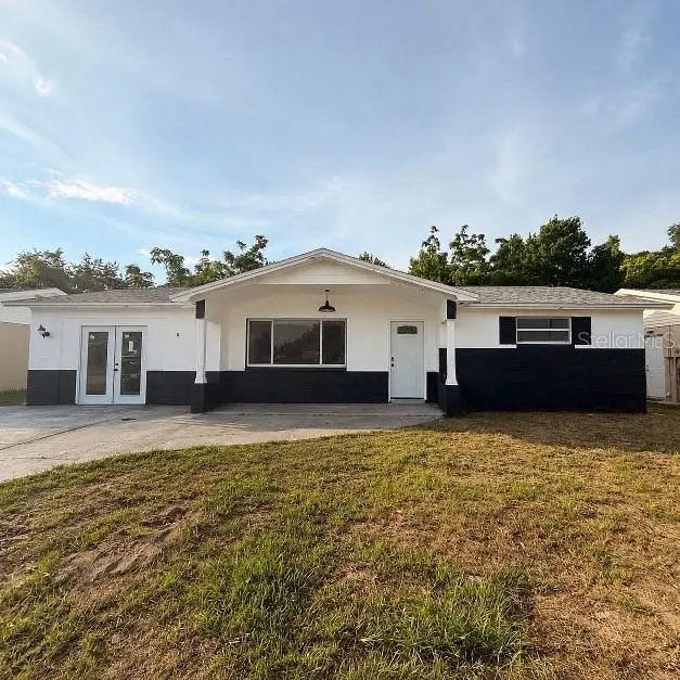 5541 Violet Dr, FL