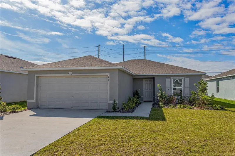 352 Towns Cir, FL