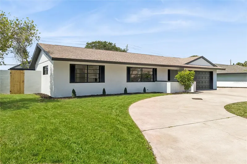 381 E Riviera Blvd, FL