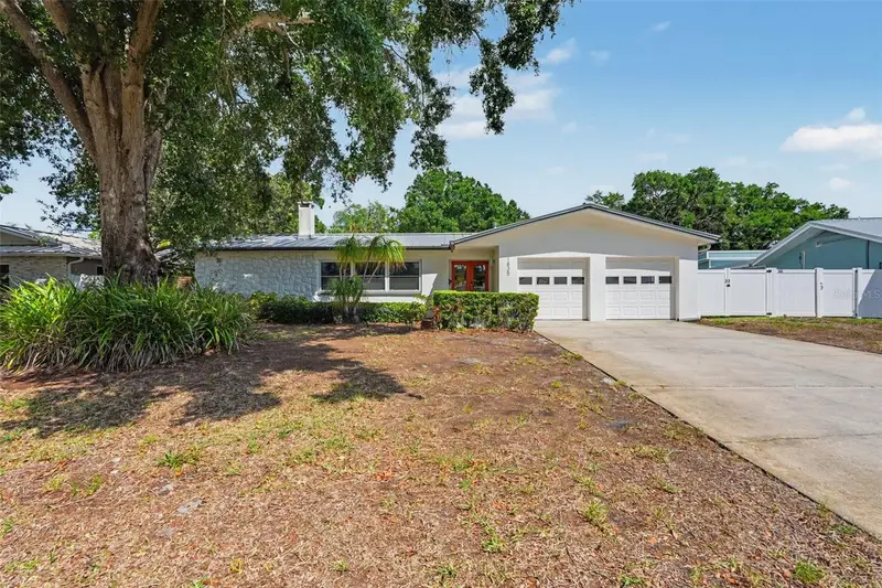 1835 Dormieone Rd N, FL