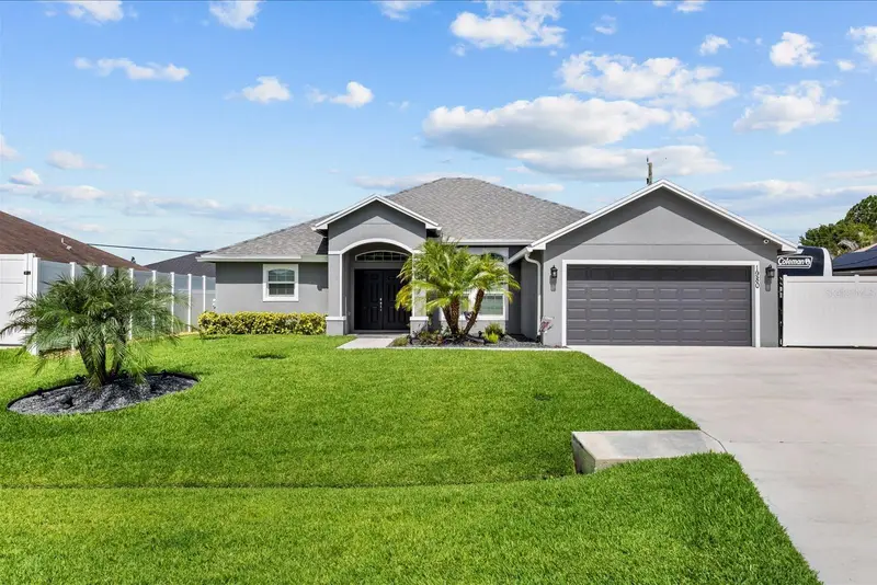 1980 Sw Americana St, FL