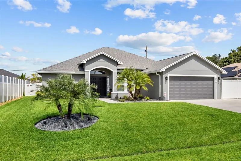 1980 Sw Americana St, FL