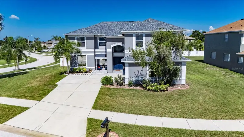 13007 Oakmont Wood Ct, FL