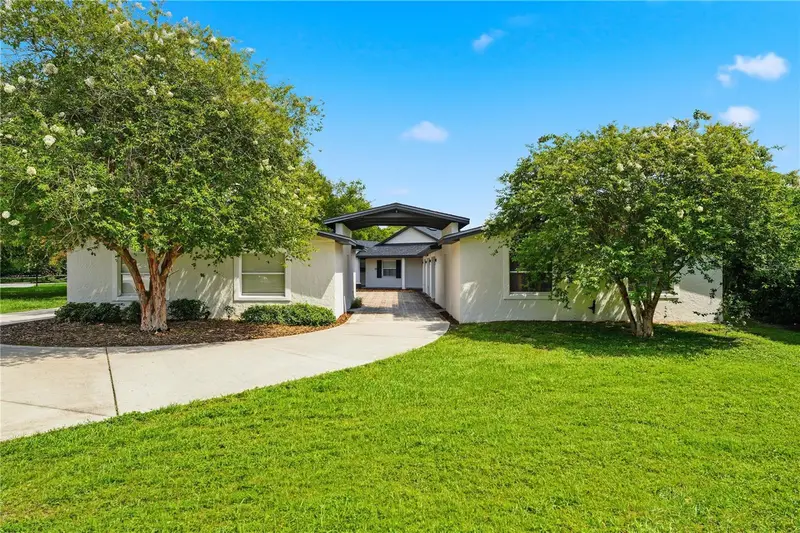 329 Seminola Blvd, FL