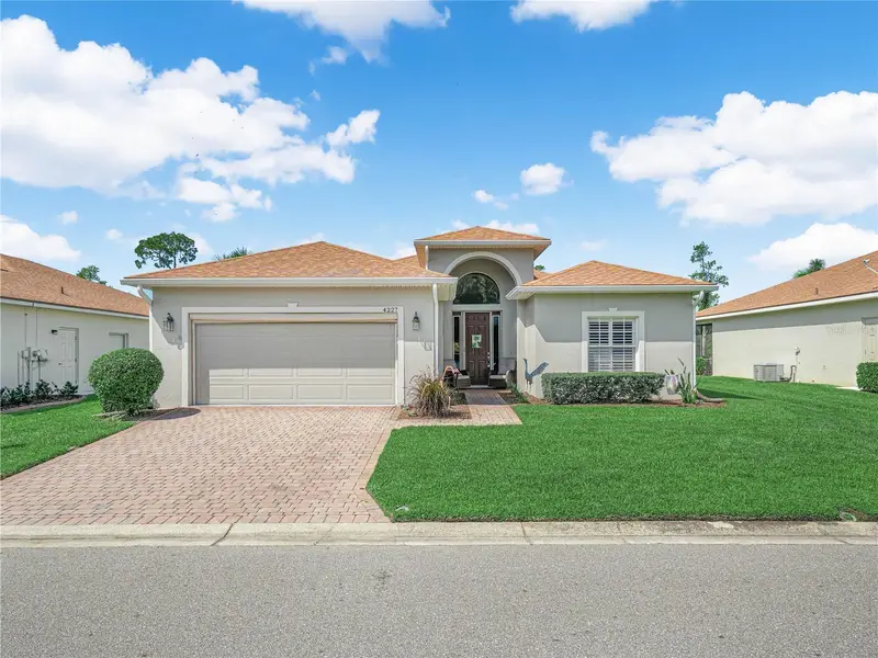 4227 Berwick Dr, FL