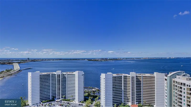 555 Quay Cmn #1704, FL