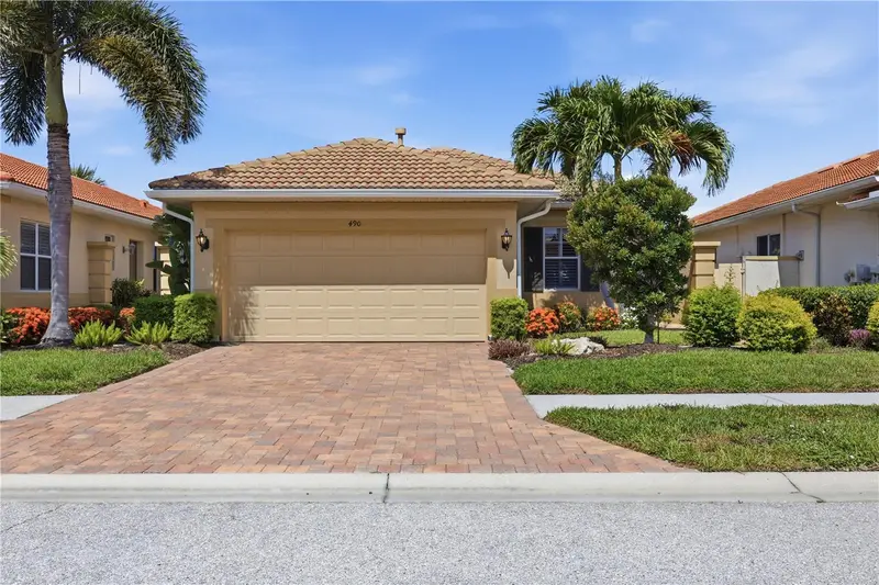 490 Montelluna Dr, FL