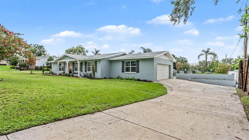 526 Poppell Dr, FL