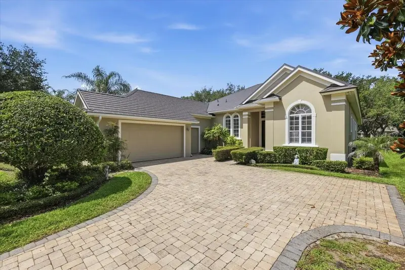 6124 Foxfield Ct, FL