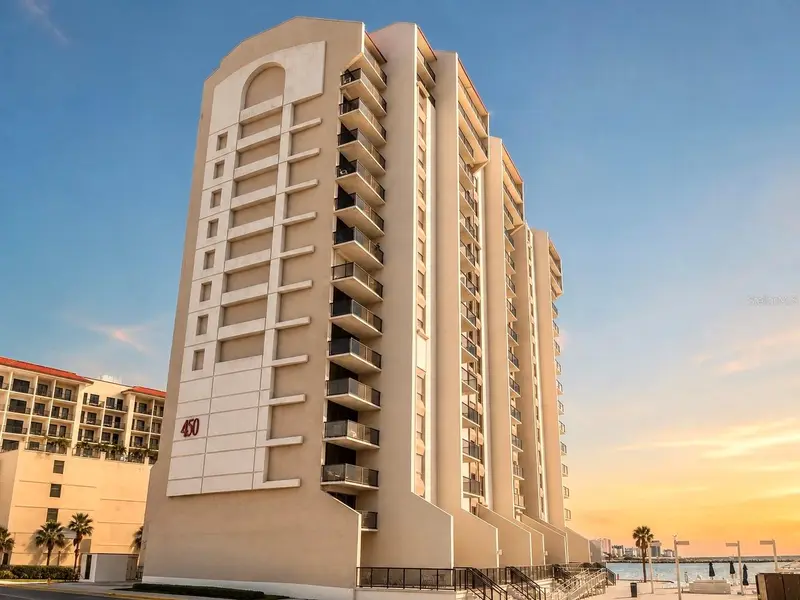 450 S Gulfview Blvd #708, FL