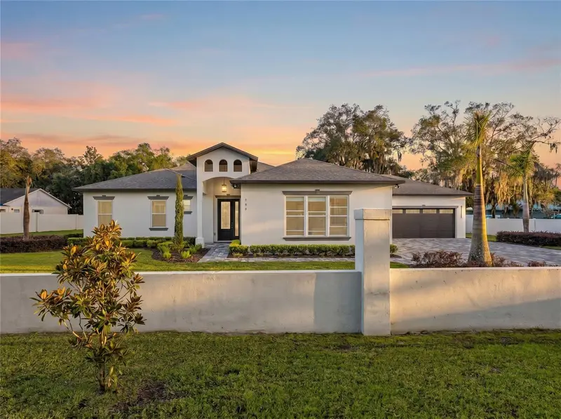 1924 Hill Dr, FL