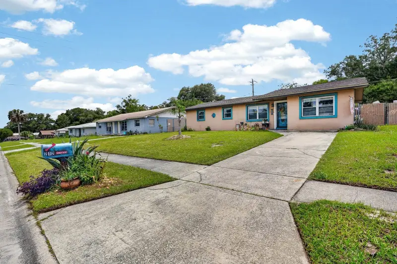 212 Mimosa Dr, FL