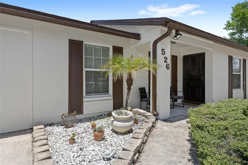 526 E Grandview Way, FL