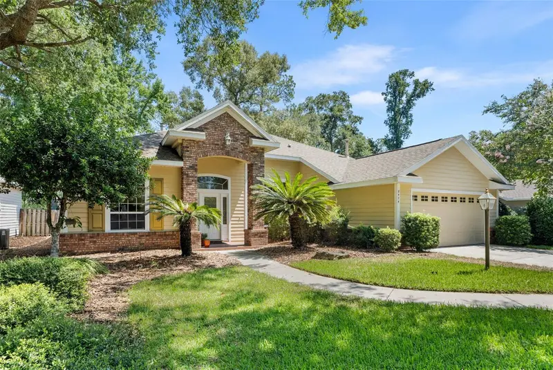 8424 Sw 8th Pl, FL